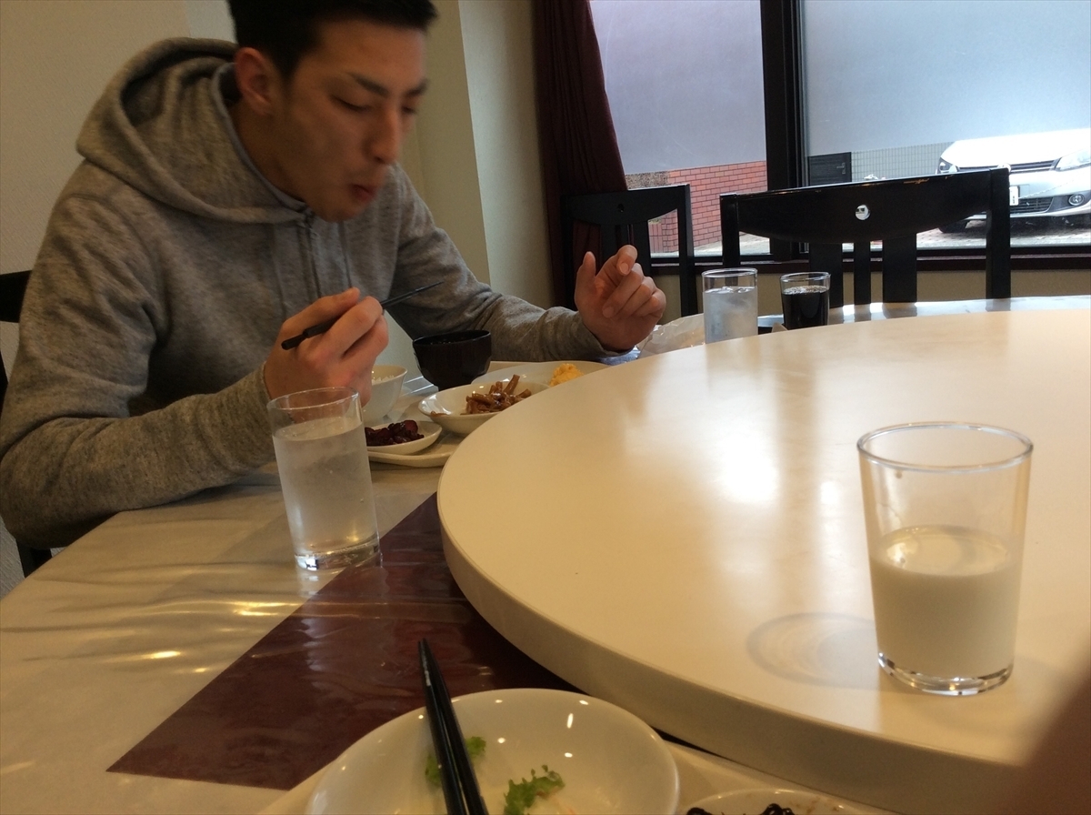 水槽メンテナンススタッフ