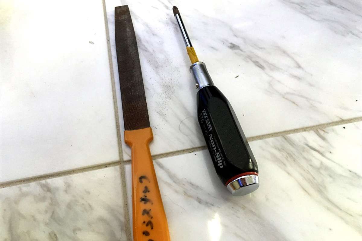ヤスリ