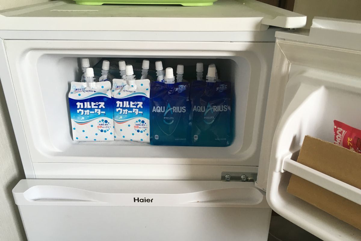熱帯魚輸送中の保冷剤