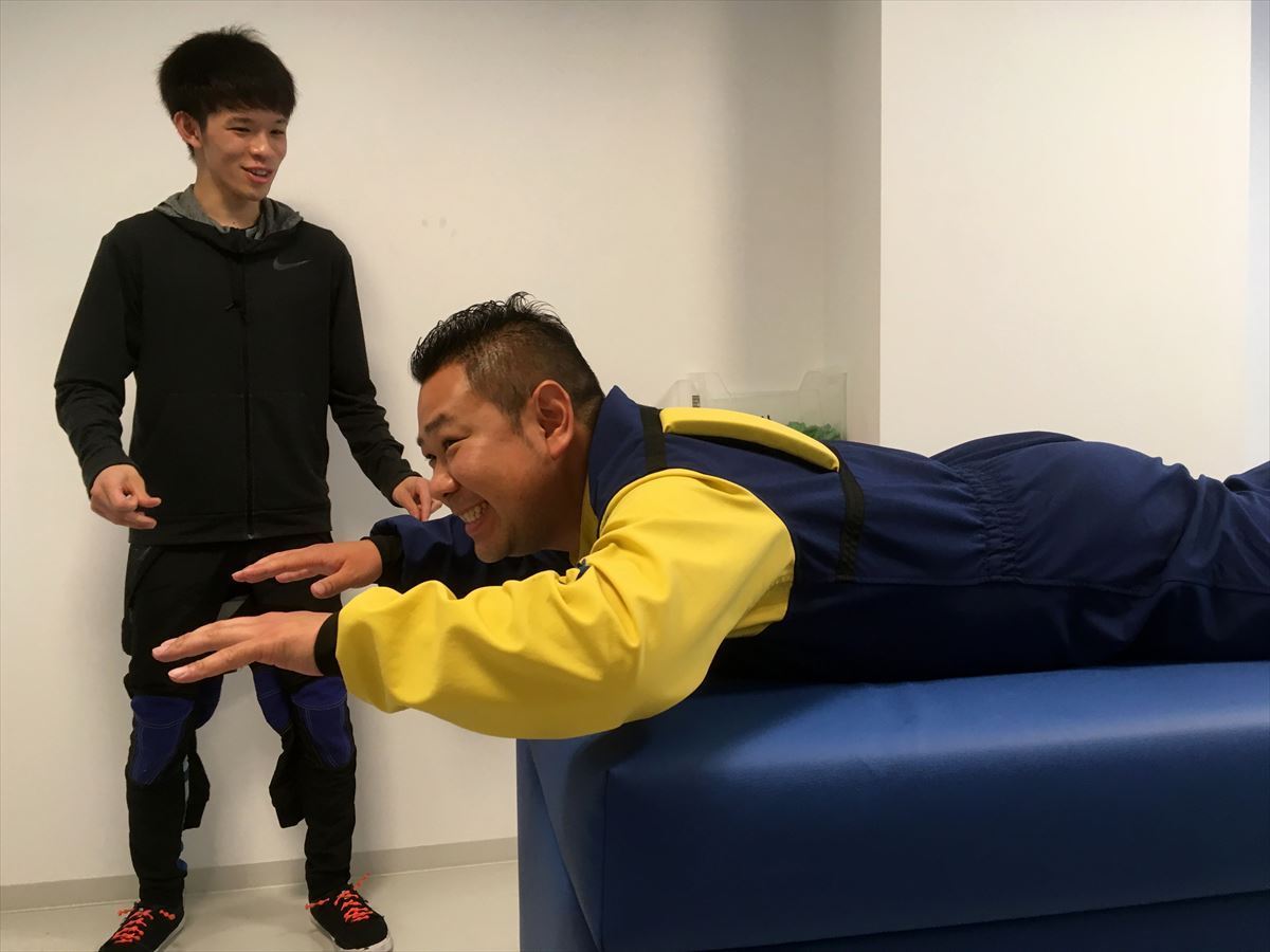 フライトステーションジャパン　越谷