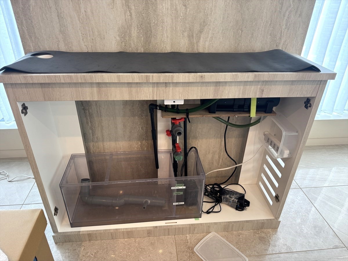 オーダー水槽台